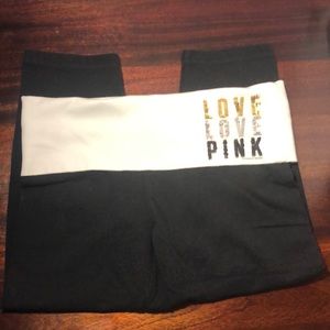 ❤️PINK VICTORIA’S SECRET CAPRI YOGA❤️